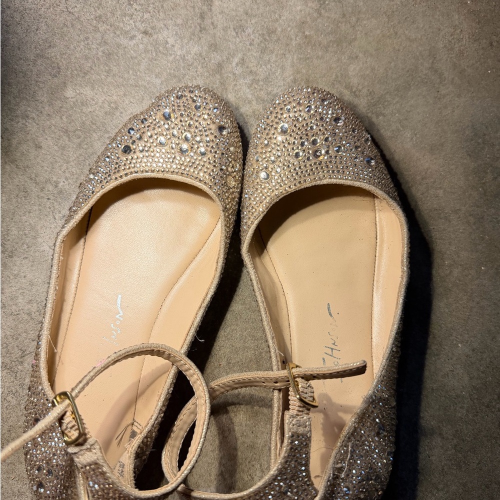 Betsey Johnson Girls' Glitter Rhinestone Ballet Flats in Champagne